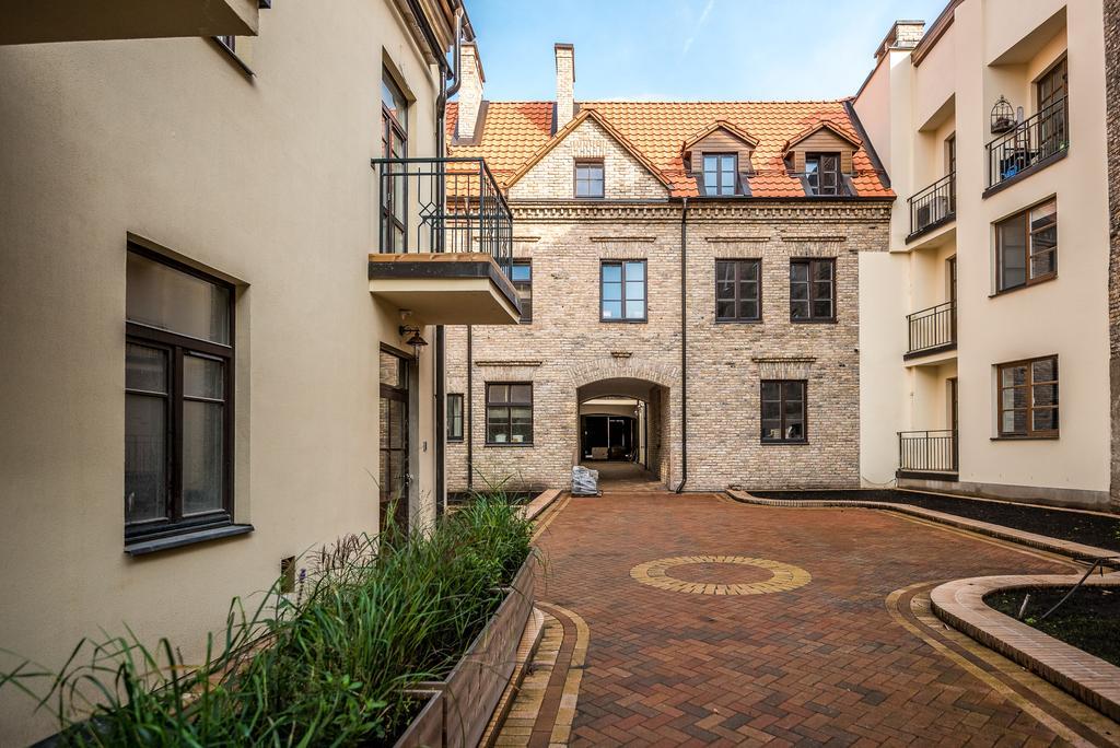 Uzupis Apartments - Old Town Vilnius Exterior photo